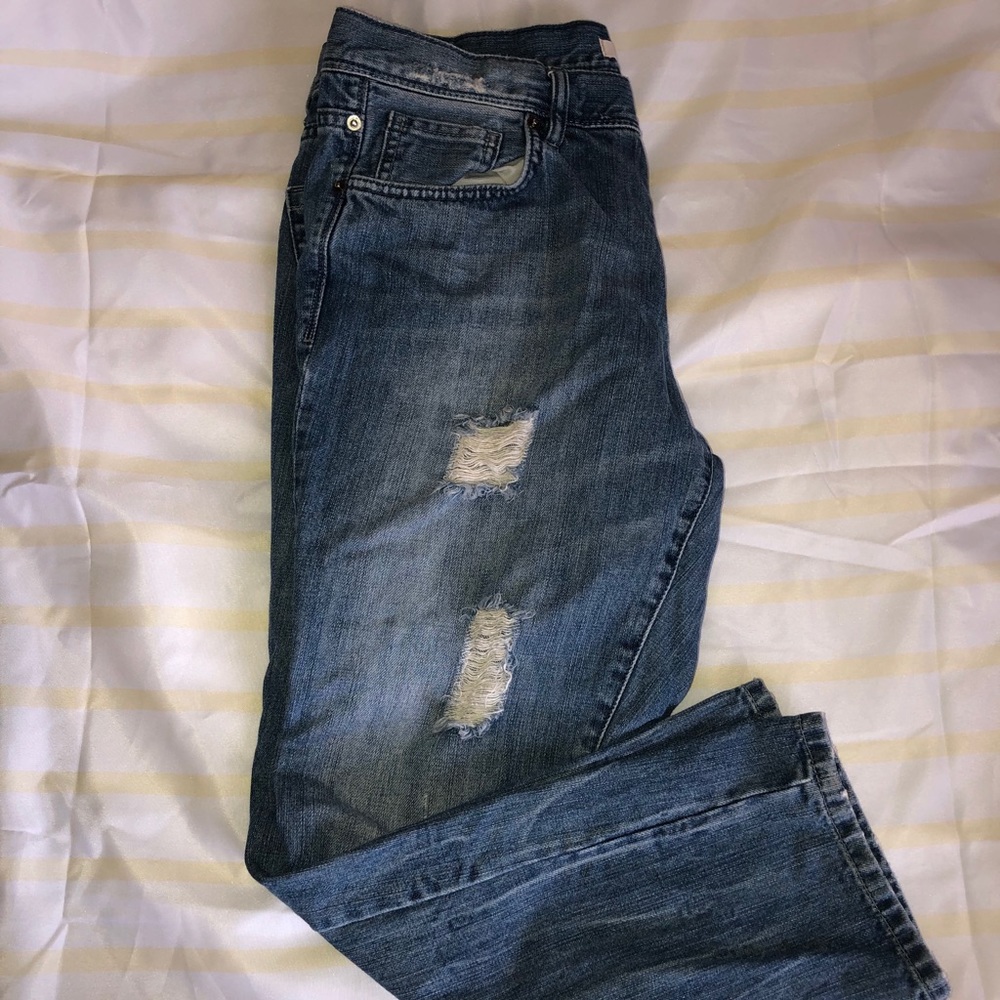 💙Life in Progress Ripped Jeans💙 - Picture 11 of 11